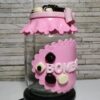 Pote de vidro personalizado rosa decorado com bombons em biscuit (Em diversas cores e modelos) - Image 4